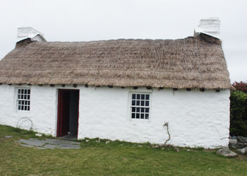 Renovating an old house | @ J K Mitchell 2005